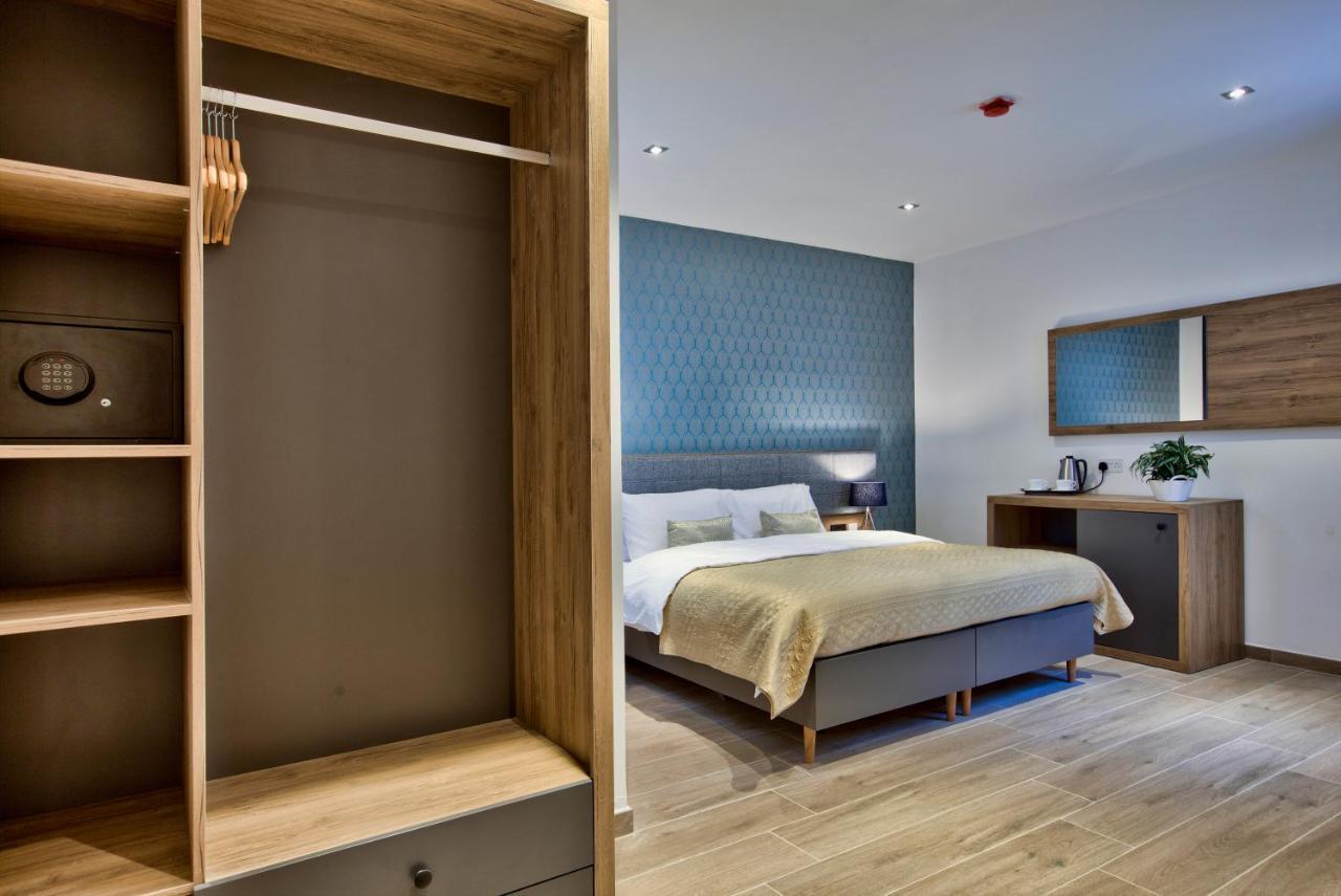 Tritoni Valletta Boutique Hotel *